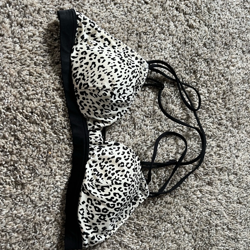 victoria secret bralette - size xs